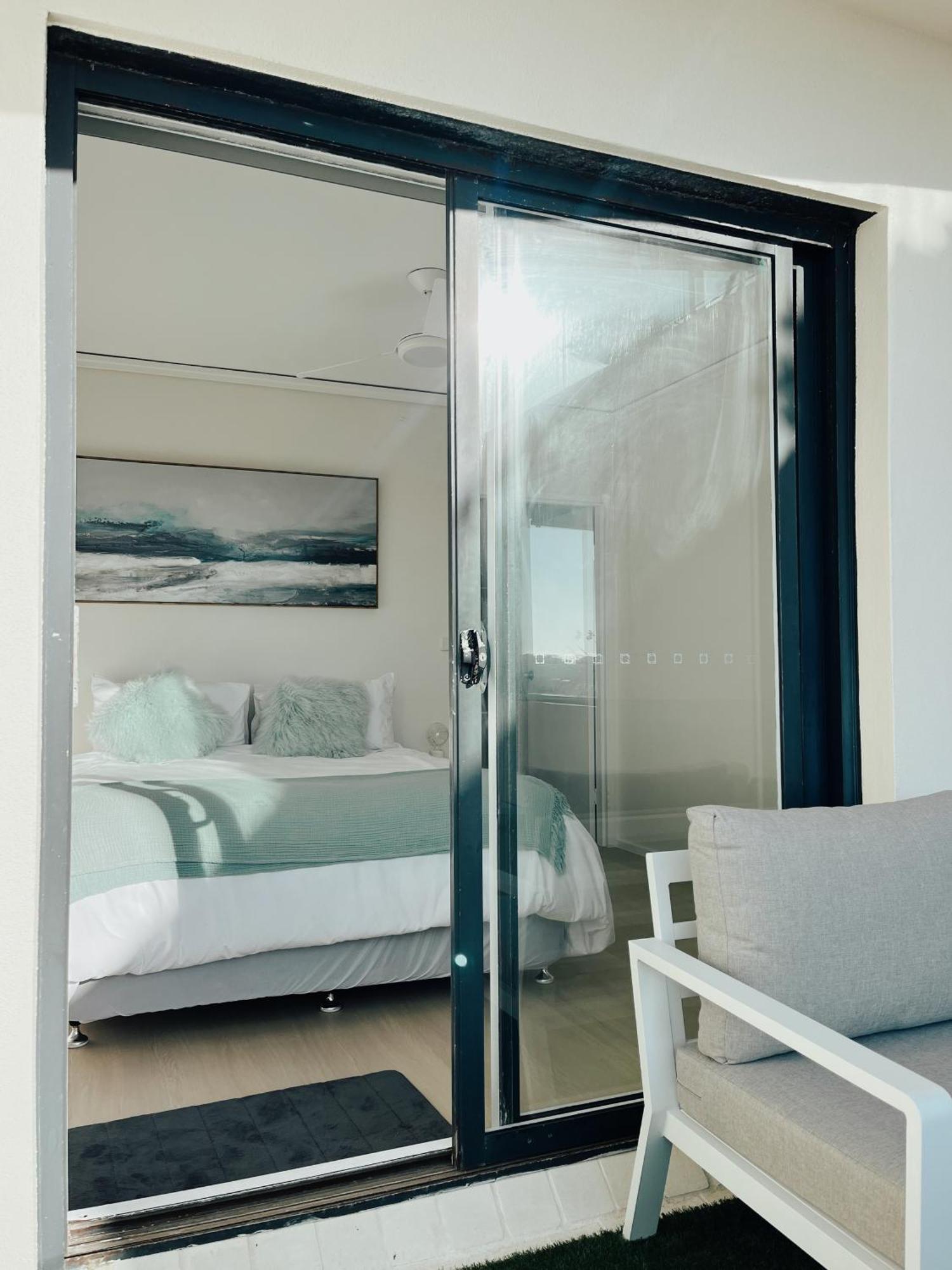 Bondi Beach Waves 2 Beachfront Apartment Sydney Zewnętrze zdjęcie